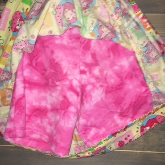 Strawberry ShortCake Skort (skirt and shorts) - Picture 5 of 7